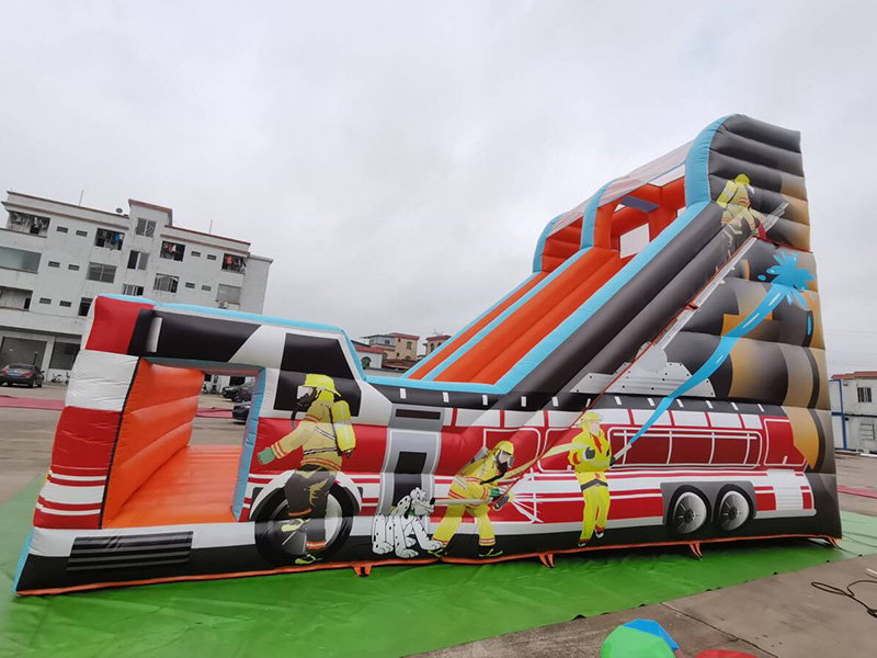 giant inflatable dry slide