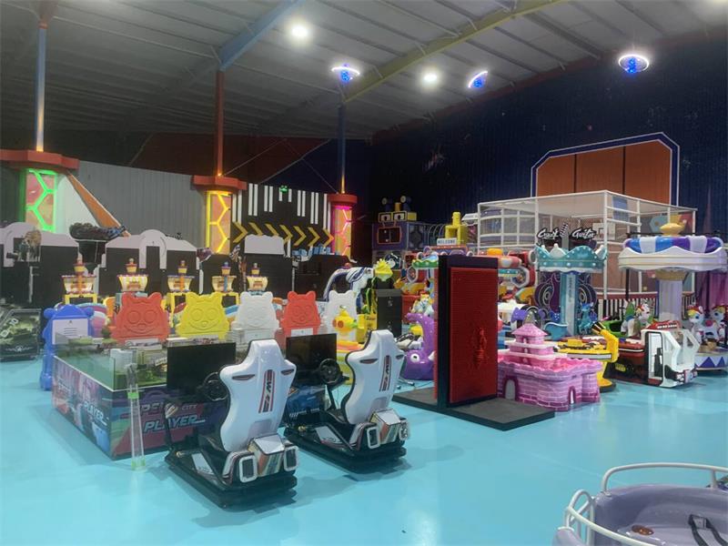 Aires de jeux intérieures personnalisées pour enfants créant un monde idéal pour le jeu et les souvenirs des enfants