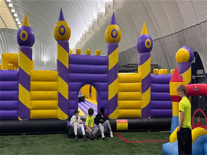 Toboggan gonflable commercial de grande taille en Allemagne