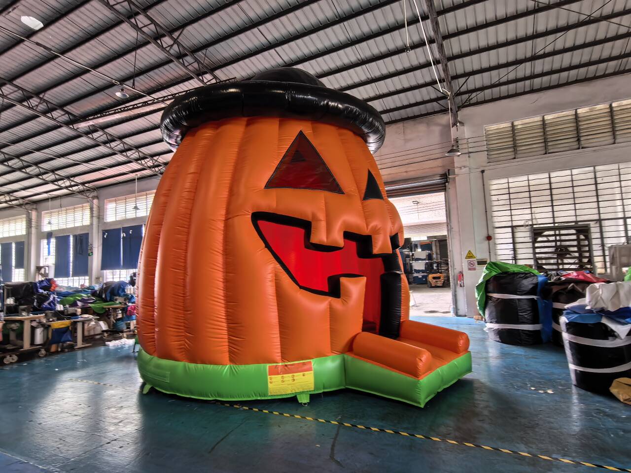 Inflatable Halloween bounce house